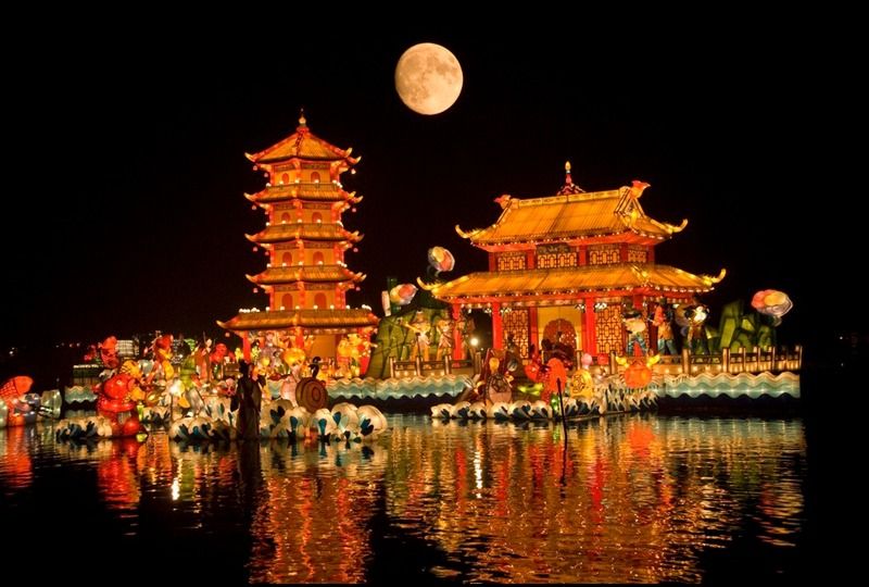 Mid-autumn festival moon