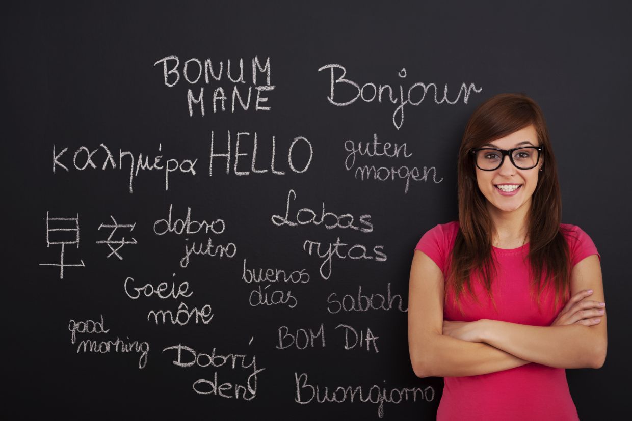 Should You Join a French Class? 6 Pros and Cons of Language Classes
