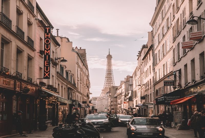 101 Basic French Words For Travel In France