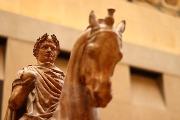 9 Great Historical Events for Learning French